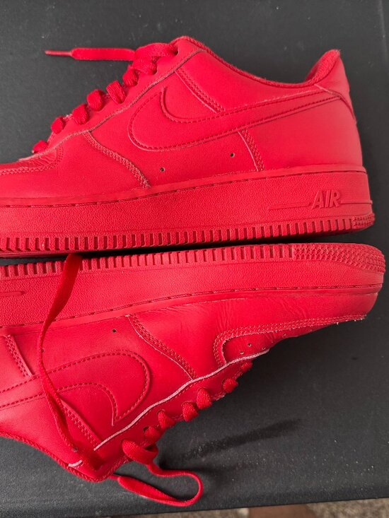 Nike Air Force 1 Low Red Men’s Size 10 – Used Good Condition